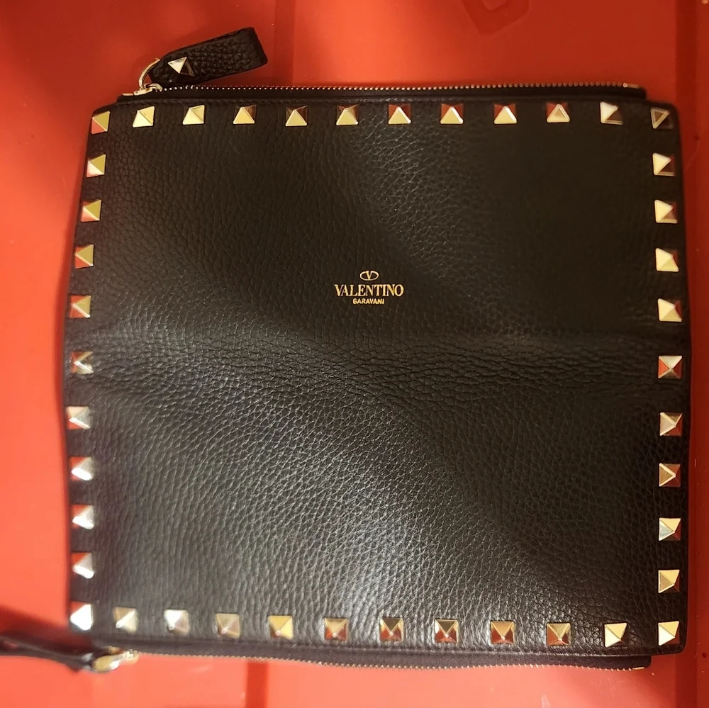 Wallet - Picture 2 of 15